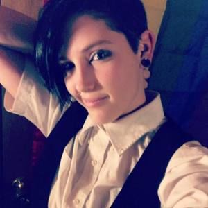 Meet your Posher, Brit-tany